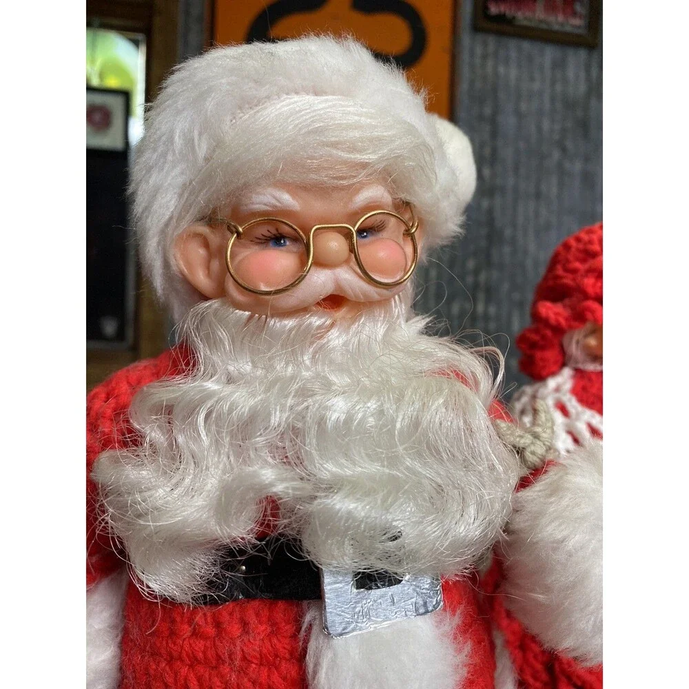 Vintage Santa & Mrs Claus Soap Bottle Set Figures 12